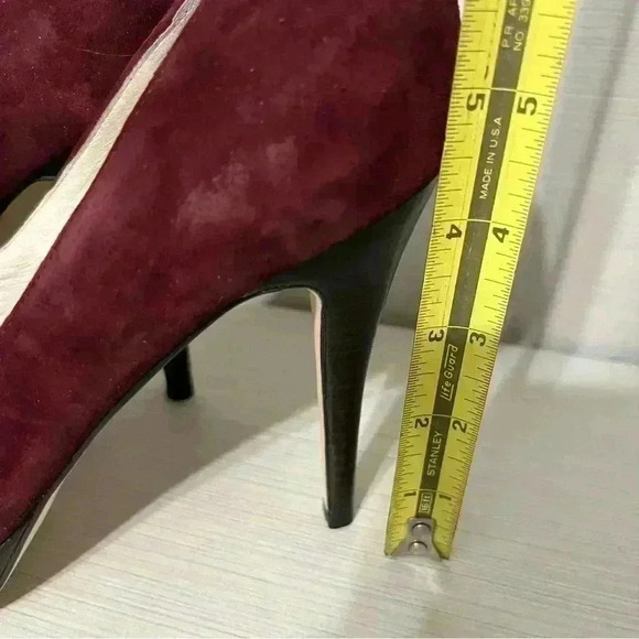 Michael Kors York Suede Platform Peep Toe size 7M - Picture 5 of 10